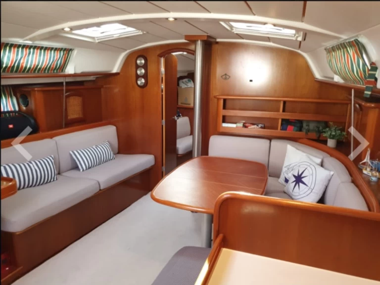 Noleggio Barca a vela Bénéteau con patente nautica