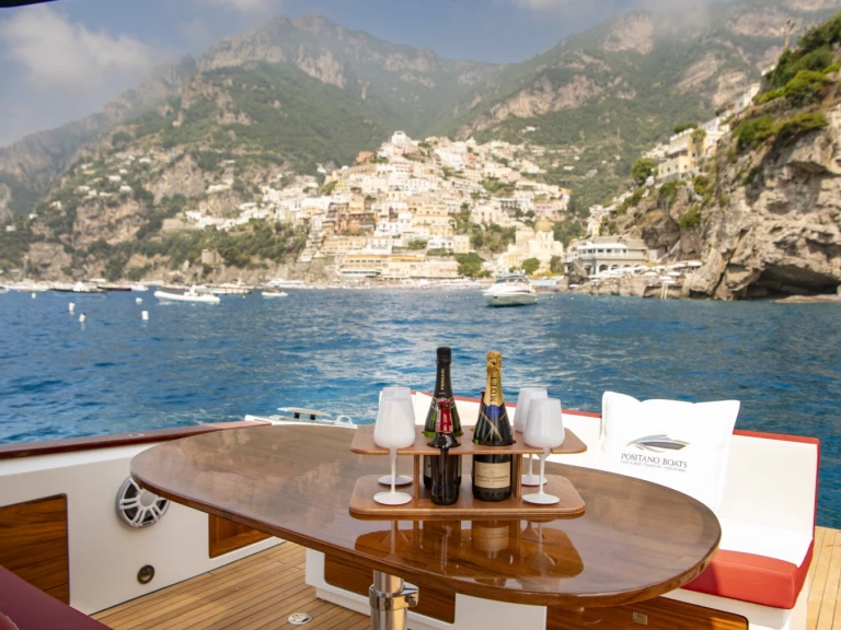 italyure 38 Ft da affittare a  Positano