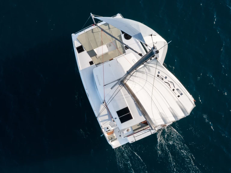 Noleggio Catamarano Bali con patente nautica