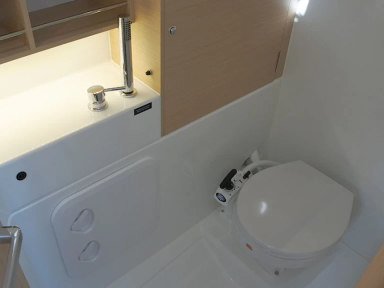 Noleggio a Barcellona – Bénéteau Oceanis 30.1 su SamBoat