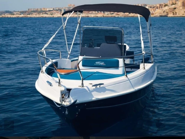 Blumax Blumax 23 open da affittare a  Taormina