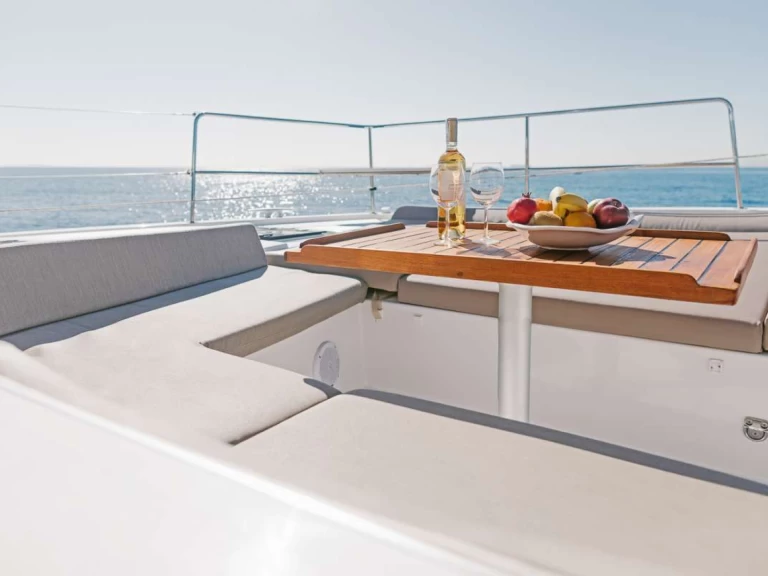 Noleggiare una Bali Kos 46.Cat8 a Álimos