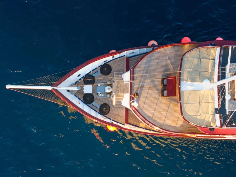 Noleggio Yacht di lusso  Custom Built Aluminum Cutter con patente nautica