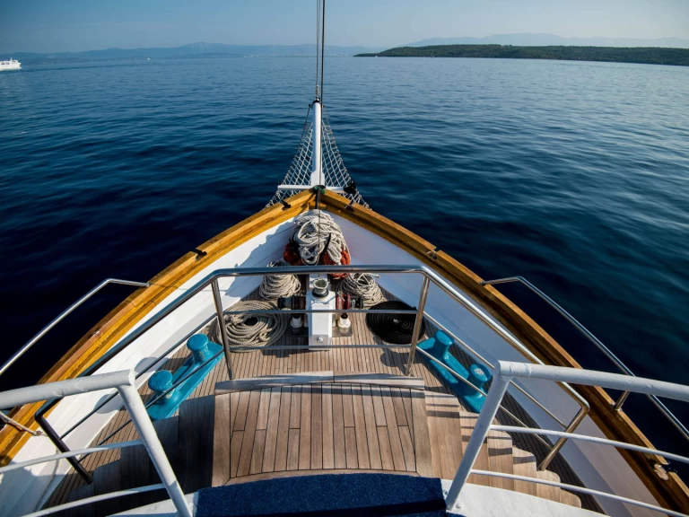 Noleggio Yacht di lusso  Custom Built Aluminum Cutter con patente nautica