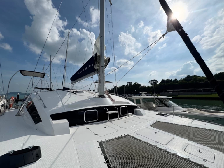 Noleggio Catamarano Island Spirit Yachts con patente nautica