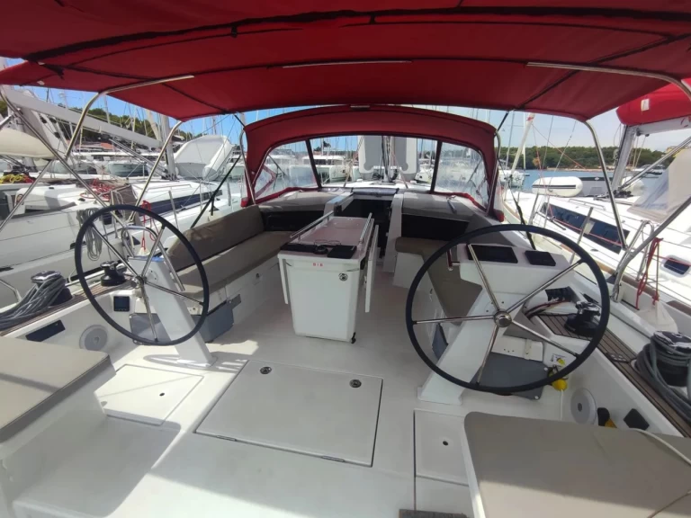 Noleggio barche Bénéteau Oceanis 46.1 a Pomer su Samboat