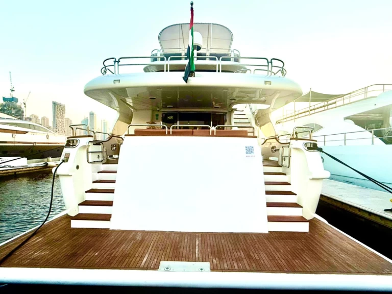 Noleggio barche Benetti Benetti 115 a Dubai Marina su Samboat