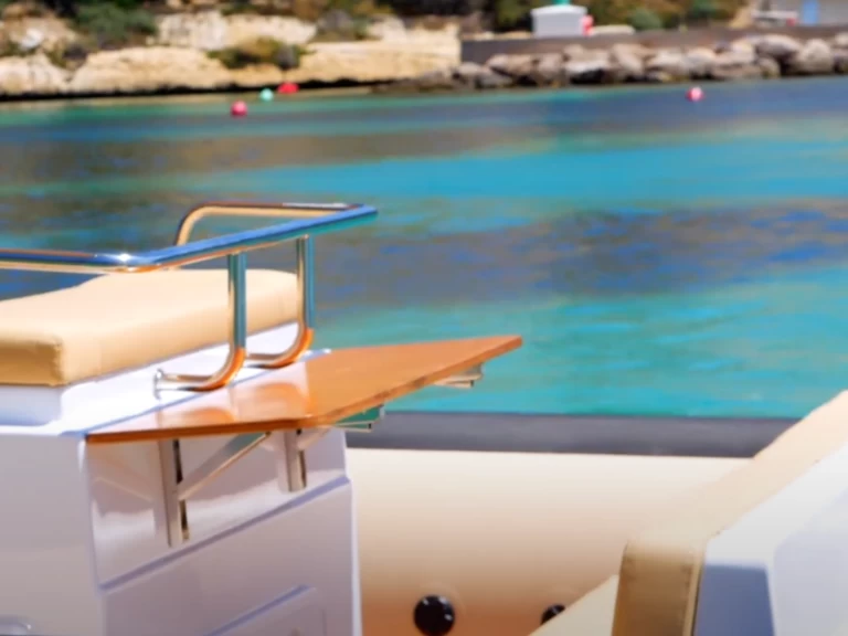 Noleggio barche Puerto Portals economico DR 760 FAMILY