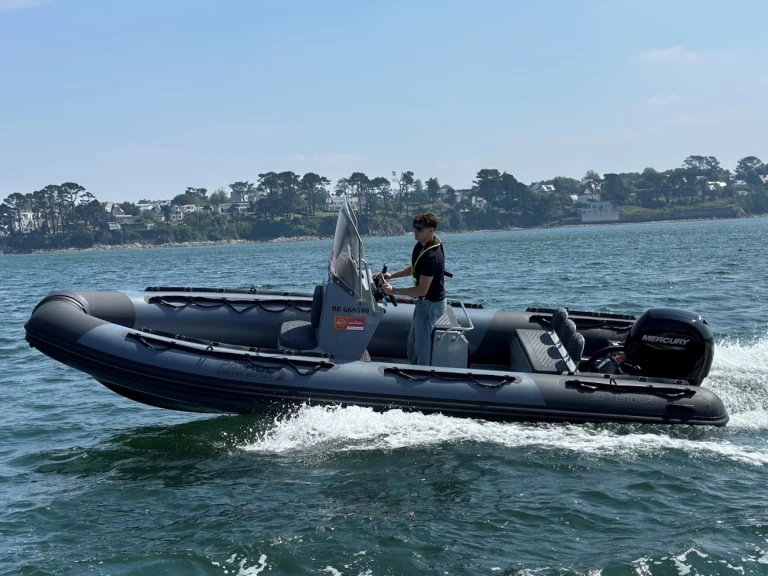 Noleggio Barca a motore 3D Tender con patente nautica