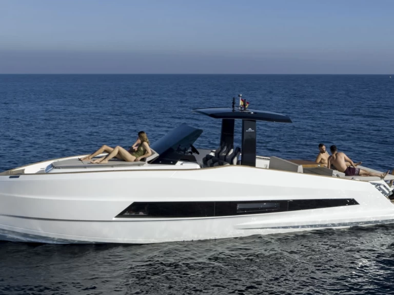 Noleggio barche Astondoa 377 Coupe a Lagos su Samboat