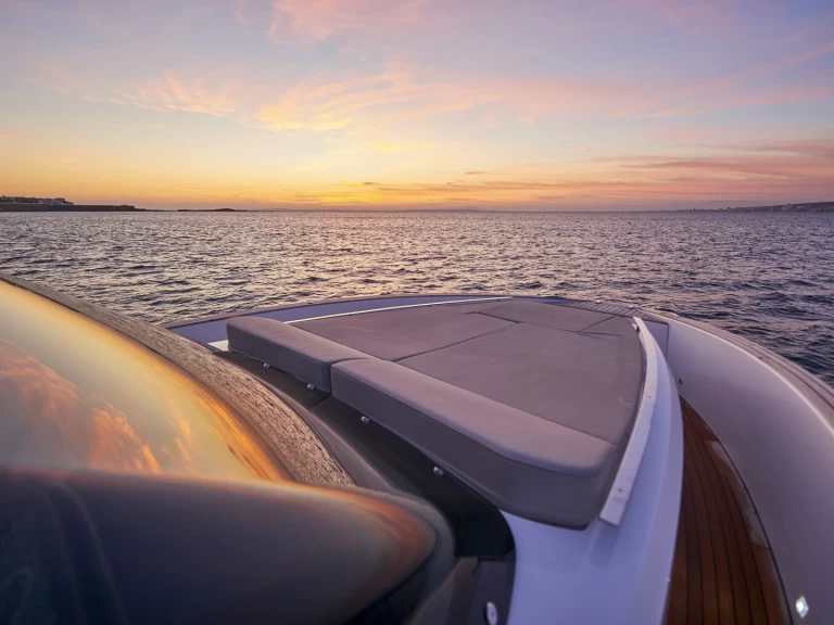 Noleggio barche Astondoa 377 Coupe a Lagos su Samboat