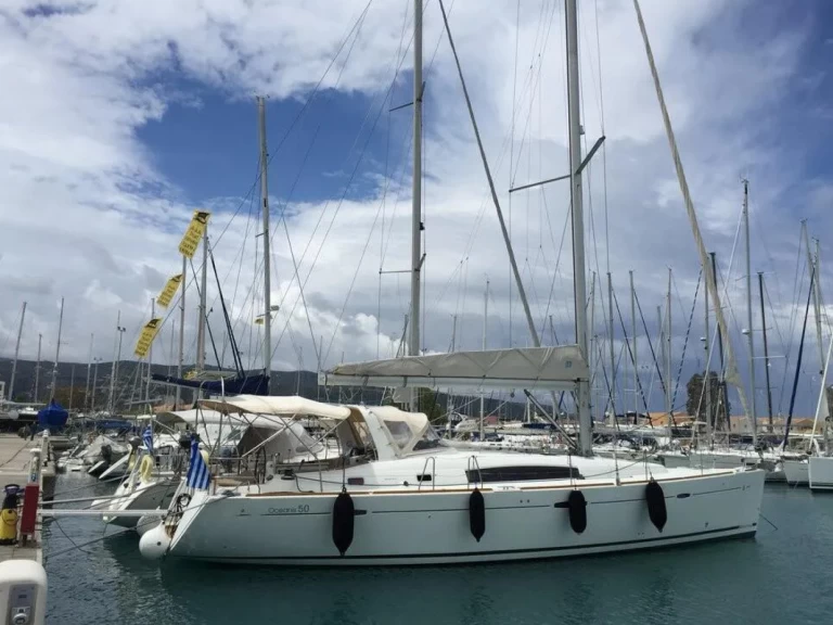 Noleggio a Eleusi – Bénéteau Oceanis 50 Family su SamBoat