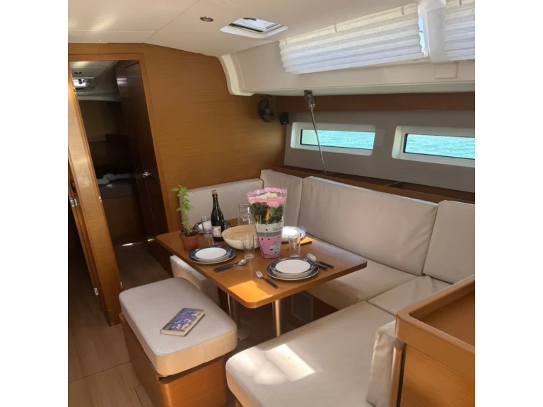 Noleggio a Álimos – Jeanneau Sun Odyssey 490 su SamBoat