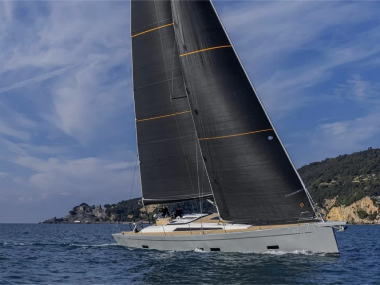 Noleggio Barca a vela  con patente nautica