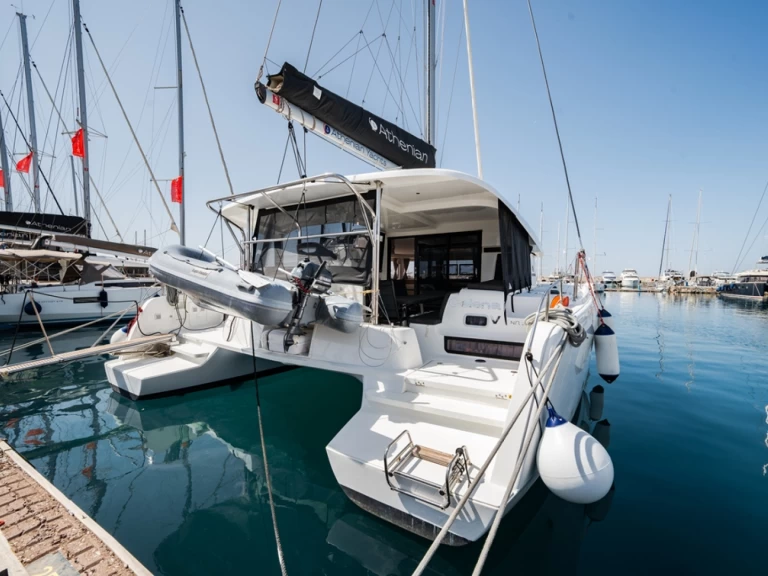Noleggio barche Lagoon Lagoon 42 a Benítses su Samboat