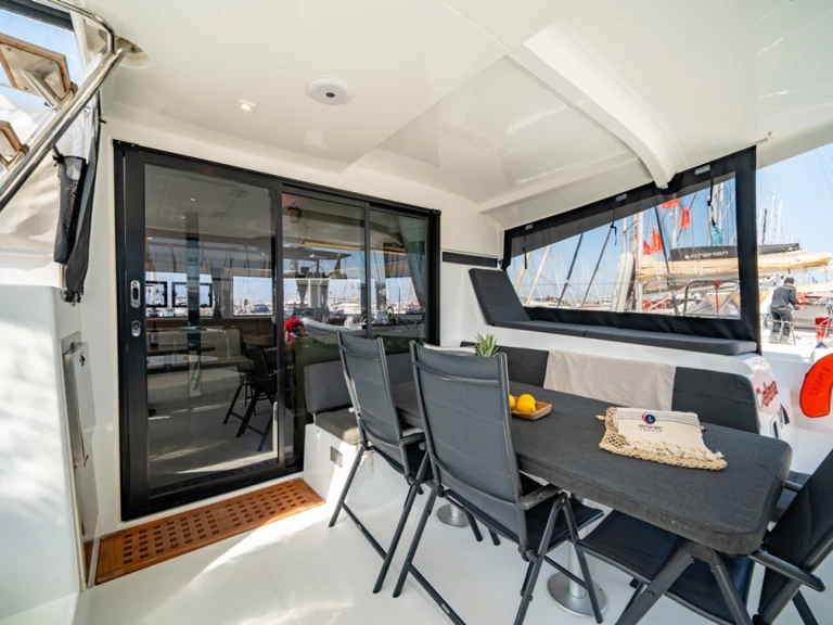 Noleggio Catamarano con o senza skipper Lagoon a Benítses