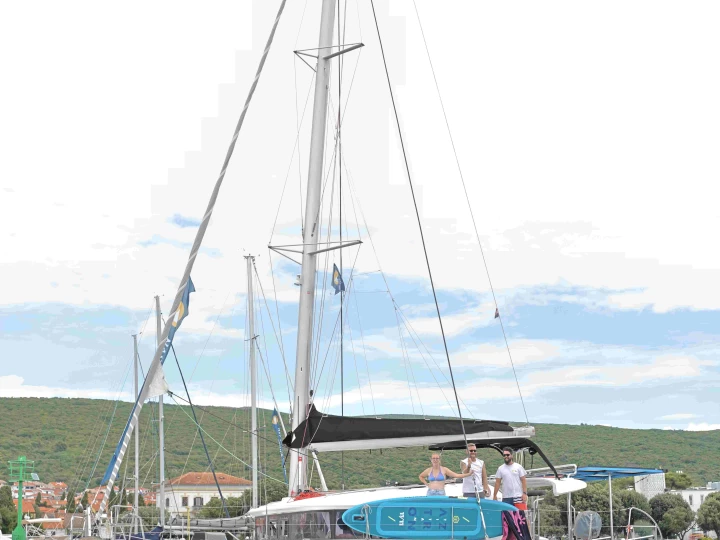 Noleggiare una Lagoon Lagoon 400 S2 a Punat