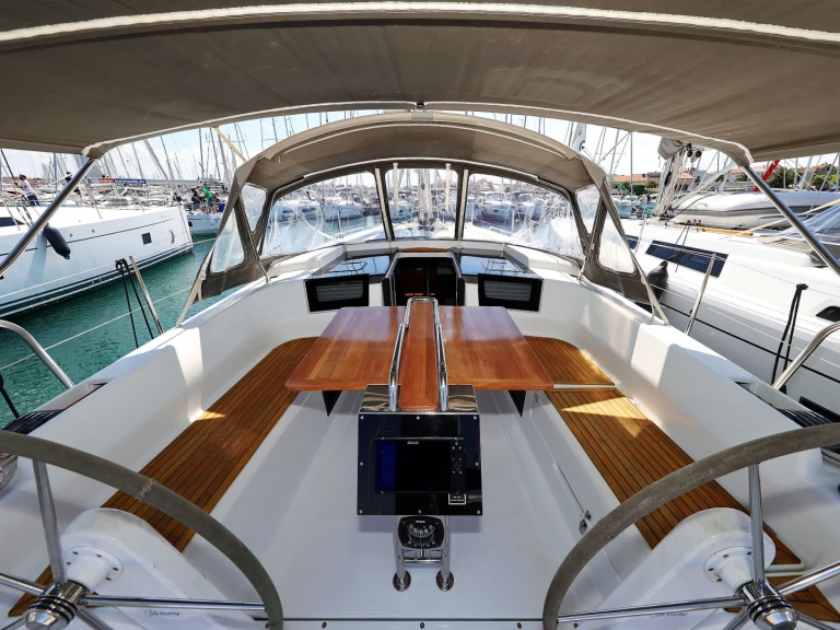 Noleggio Barca a vela Hanse con patente nautica