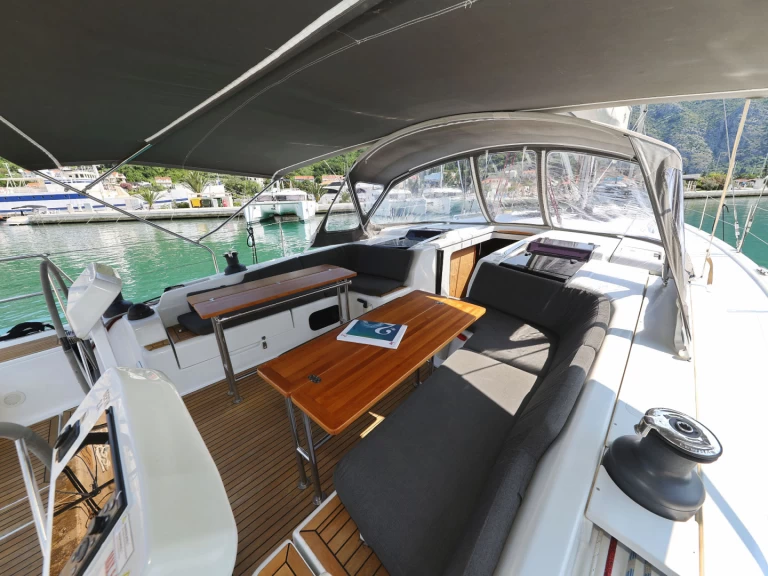 Noleggiare una Hanse Hanse 508 a Komolac