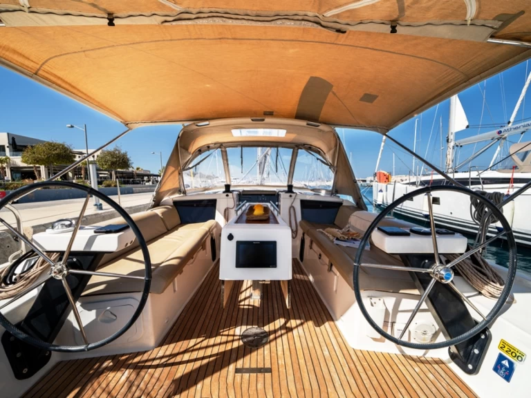 Barca a vela a noleggio a Rodi (Citta) al miglior prezzo