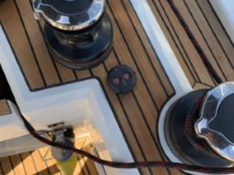 Noleggio Barca a vela Bénéteau con patente nautica