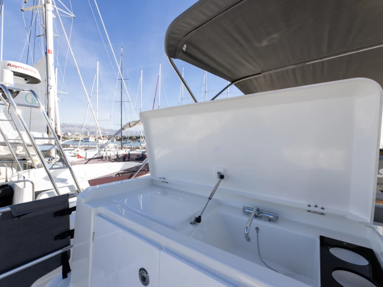 Noleggio barche Bénéteau Swift Trawler 41 a Spalato su Samboat