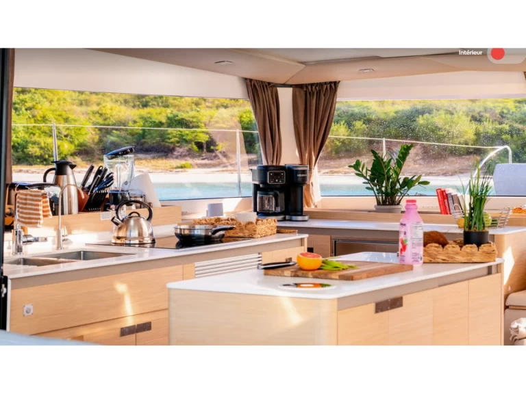 Catamarano a noleggio a Cogolin al miglior prezzo