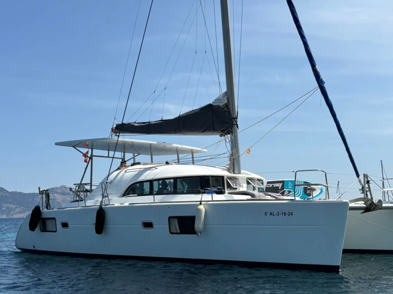 Noleggio Catamarano a Ibiza Town – Lagoon Lagoon 380 S2