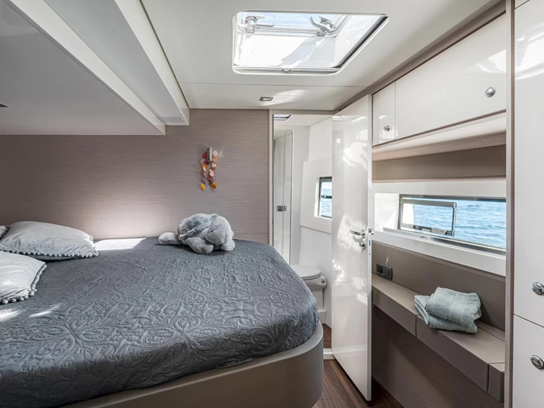 Noleggio Catamarano a Cogolin –  Aventura 56 MY