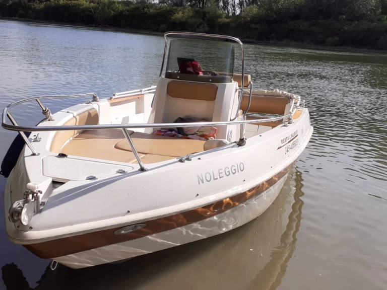 yacht & co voyage 18 da affittare a  Venezia