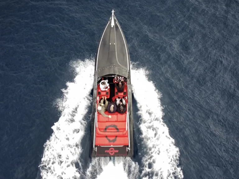 Noleggio Barca a motore con o senza skipper Fountain a Glyfáda