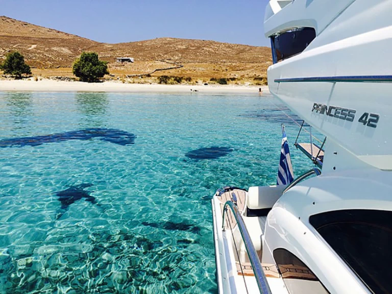 Noleggio Barca a motore Princess con patente nautica