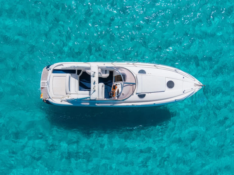 Barca a motore a noleggio a Ibiza Town al miglior prezzo