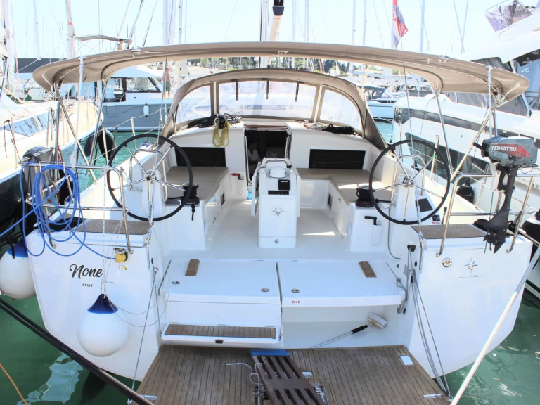 Noleggio barche Jeanneau Sun Odyssey 490 a Spalato su Samboat