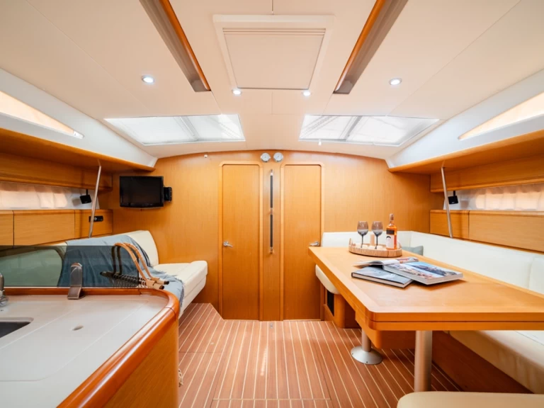 Noleggio a Lávrio – Jeanneau Jeanneau 53 su SamBoat