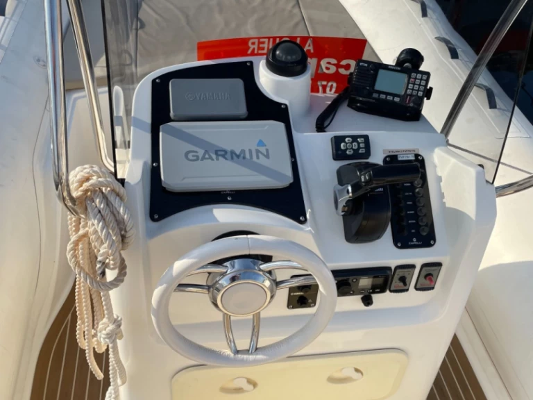 Noleggio a Port de Saint-Cyprien Méditerranée – Capelli Tempest 700 Sun su SamBoat