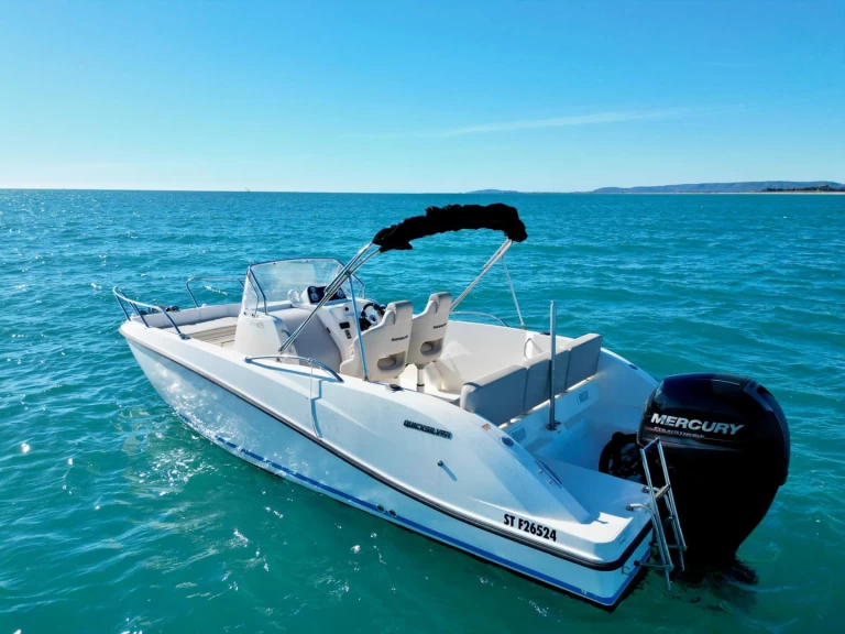 Noleggio barche Quicksilver Activ 675 Open a Le Cap d'Agde su Samboat