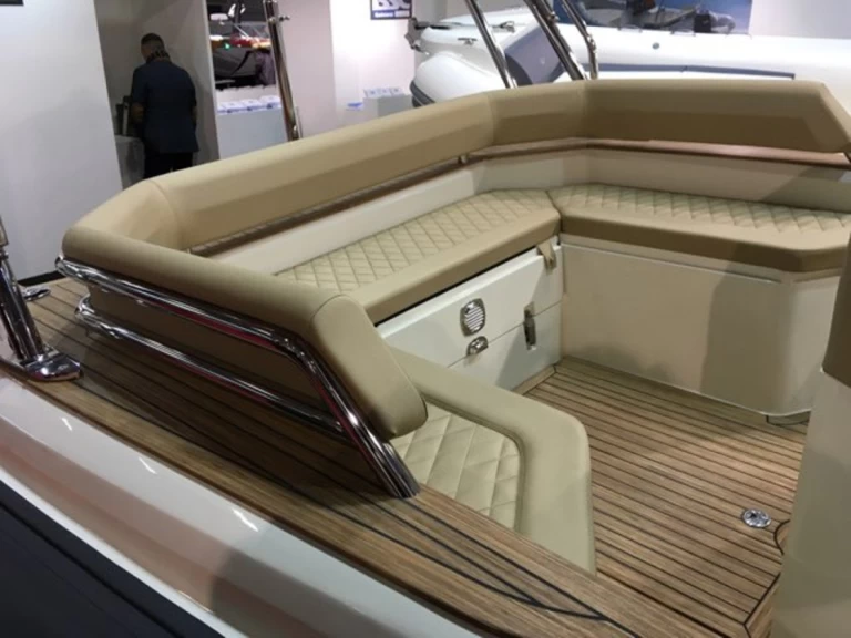 Noleggio barche Hyères economico 70 Sport