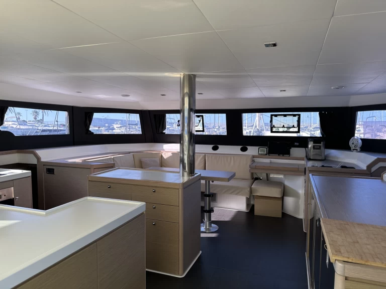 Noleggiare una Dufour Dufour 48 Cat[G] a Furnari