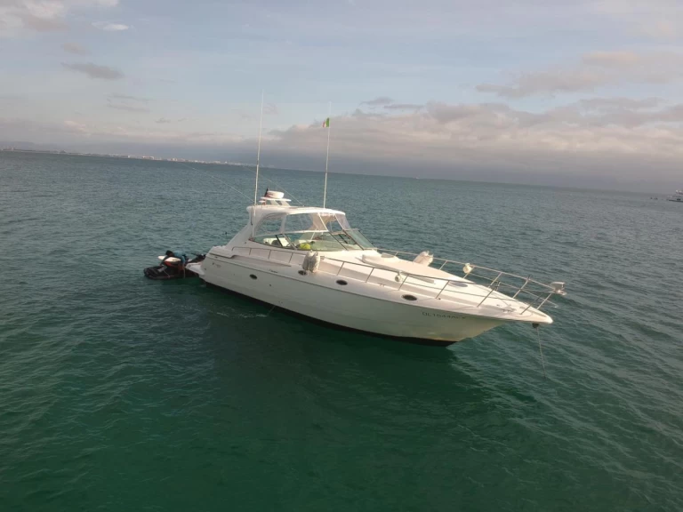 Noleggio barche Cruisers 44 a Cruz de Huanacaxtle su Samboat