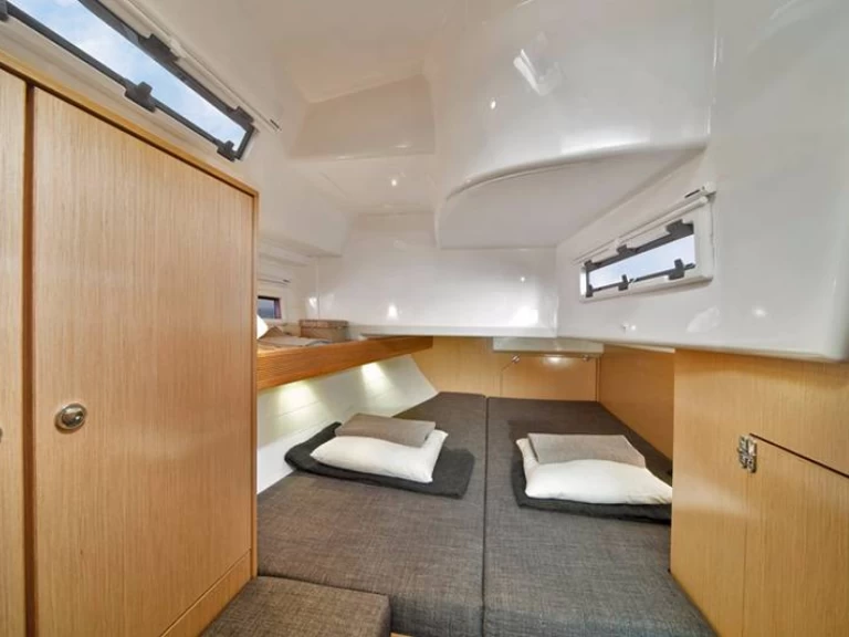 Barca a vela a noleggio a Primošten al miglior prezzo