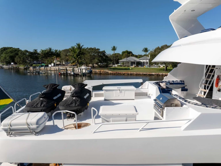 Yacht di lusso a noleggio a Miami al miglior prezzo