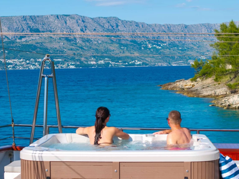  Custom Built Aluminum Cutter Carpe Diem da affittare a  Trogir