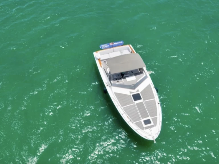 Noleggio barche Sirena 42  a Miami Beach su Samboat