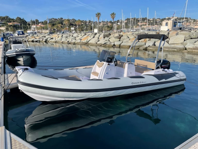 Noleggiare una Ranieri Cayman 21 S a Cavalaire-sur-Mer