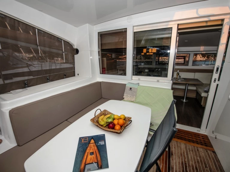 Noleggiare una Lagoon Lagoon 40 a Neo Klima