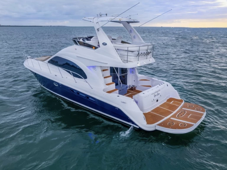 Noleggio Yacht di lusso con o senza skipper Sea Ray a Miami Beach