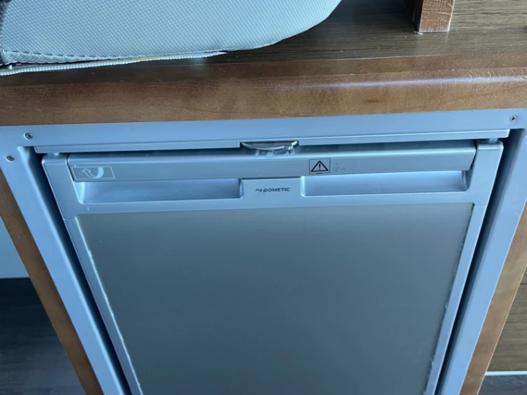 Noleggio Barca a motore a Zaravecchia (Biograd) – Jeanneau Merry Fisher 895