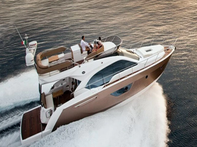 Noleggio a Sebenico – Sessa Marine Sessa Fly 47 su SamBoat