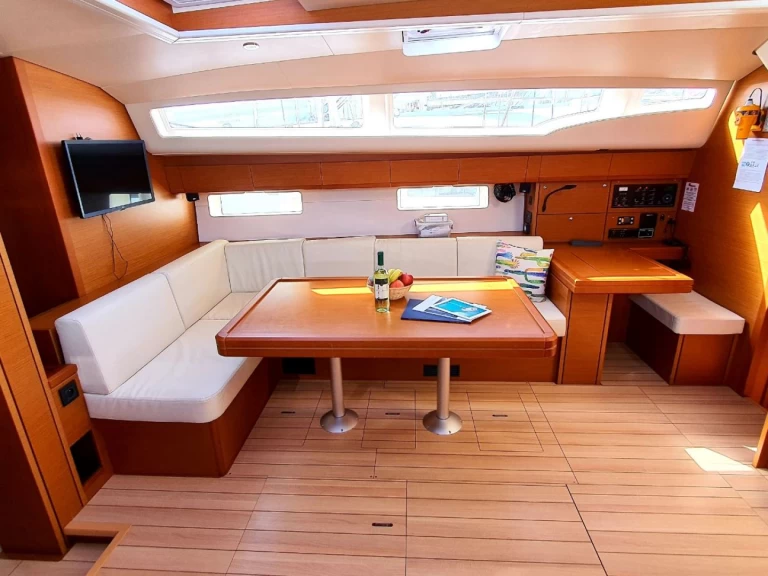 Noleggio barche Rodi (Citta) economico Jeanneau 54